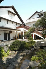 �{���ƌF�앪��